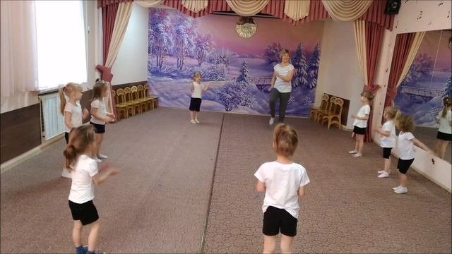 Танец-игра. Четыре шага в кругу. Ритмика для детей 3-4 лет