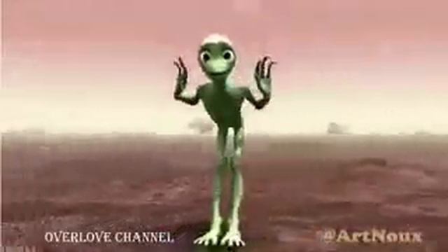 Зеленый человек танцует