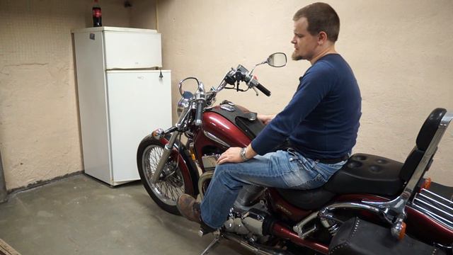 Недорогой олдскульный чоппер. Suzuki intruder 1400