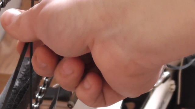 Как исправить восьмерку на любом велосипеде. Самый простой способ.