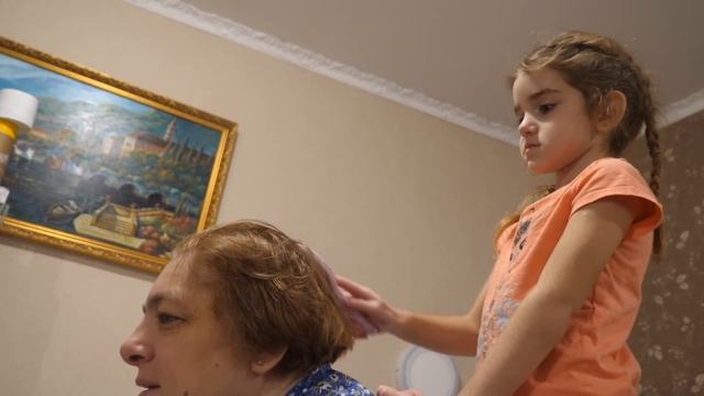 VLOG Костя упал с Алисой на руках и ударился затылком об плитку