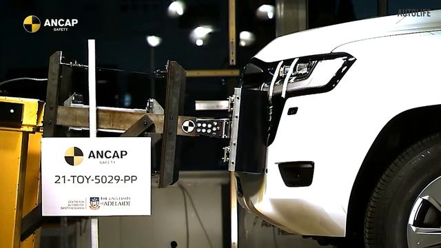 Toyota_Land_Cruiser_300_-_Crash_Test___Тойота_Ленд_Крузер_30.MP4