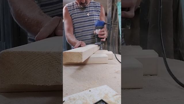 Работа с кромочником.