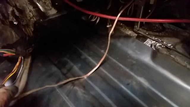 ВАЗ 2114 замена днища порогов день первый