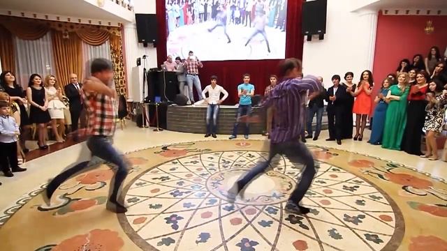 Лезгинка Кавказская. Лучшие танцоры и исполнение!