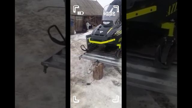 Снегоход Бурлак Азимут обзор и испытание.