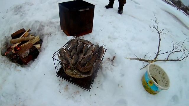 Рыбалка на налима зимой на стук,Ловля налима на жерлицы,Ловля налима в феврале