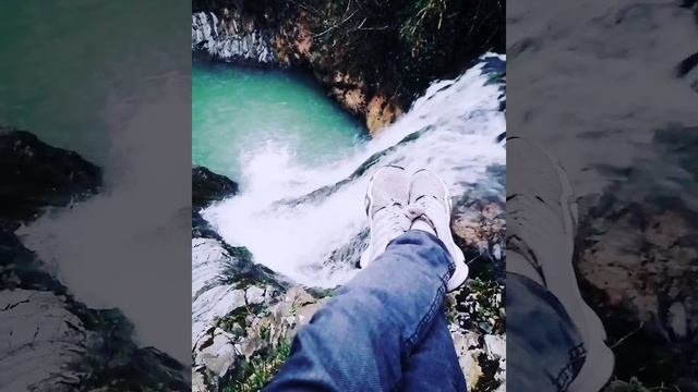 Водопад.