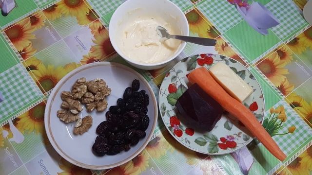 Меню на 2 дня. Салат Любовница, плов из вермишели