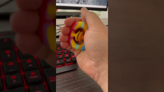 Антистресс игрушка с присоской — снапперс (snappers )