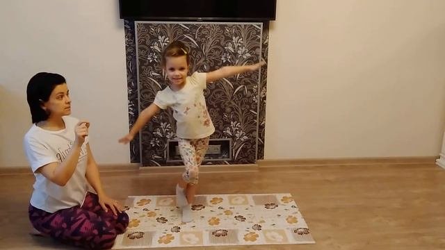 Упражнения на баланс для детей