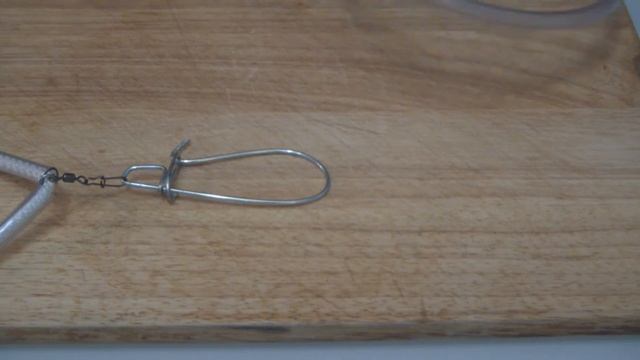Кукан своими руками и пара полезных вещей на рыбалке.