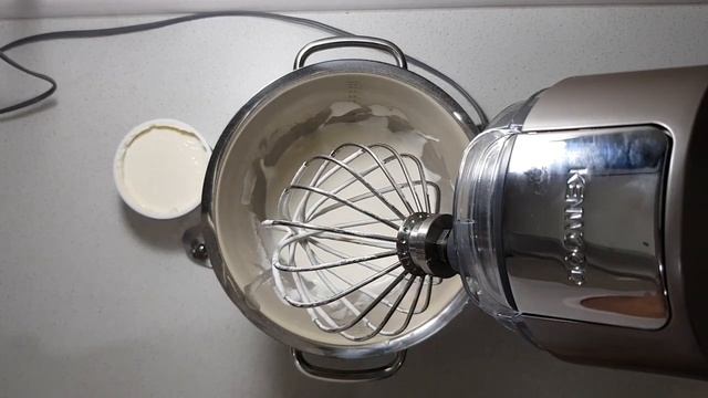 КРЕМ ИЗ СЫРА MASCARPONE И СЛИВОК. ЛЕГКО И ПРОСТО! А ГЛАВНОЕ, БЫСТРО!