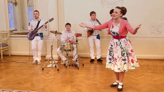 Charleston (Бабушка, научи танцевать чарльстон)