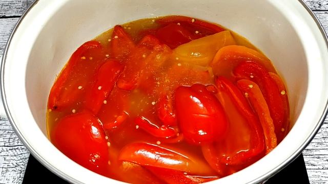 КТО ПРОБОВАЛ - БЕЗ РЕЦЕПТА НЕ УХОДИТ! Обалденный Болгарский  Перец на Зиму! Самый Вкусный Рецепт!