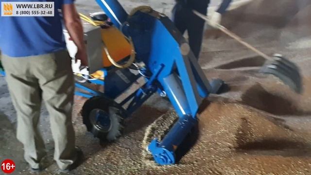 Протравливатель семян ПС-10 в работе