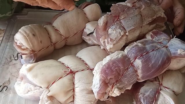Брюшина горячего копчения с пряностями.