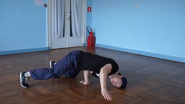 Как делать Turtle Freeze (how to turtle freeze)