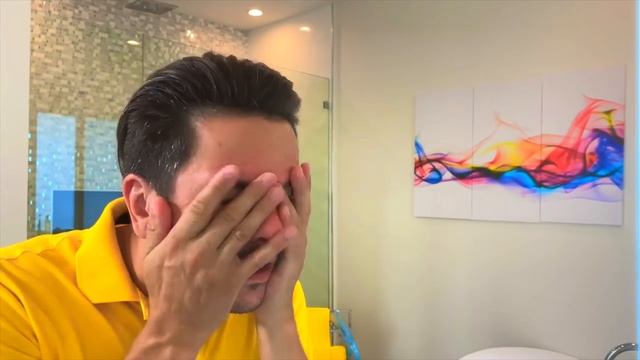 Сеня и папа играют с волшебными фотографиями