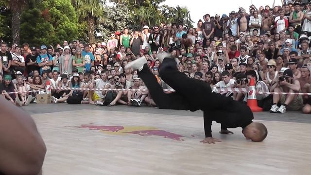 Yalta summer jam 2011 сила и мощь yzrock vs robin