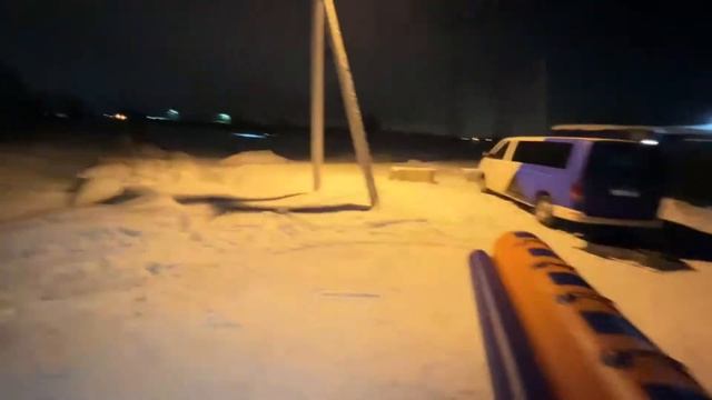 ХАЗЯЕВА КАТАЮТСЯ ПО ПОЛЮ НА СНЕГОХОДАХ И БАНАНЕ ИРЛ СТРИМ