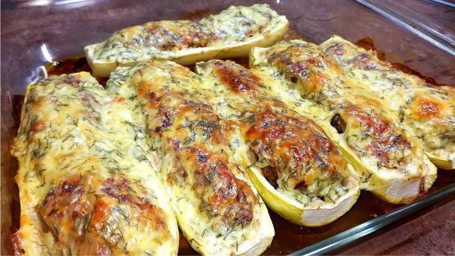 Кабачки-лодочки с фаршем в духовке Очень простой и вкусный рецепт! Вкуснейшие запеченные кабачки
