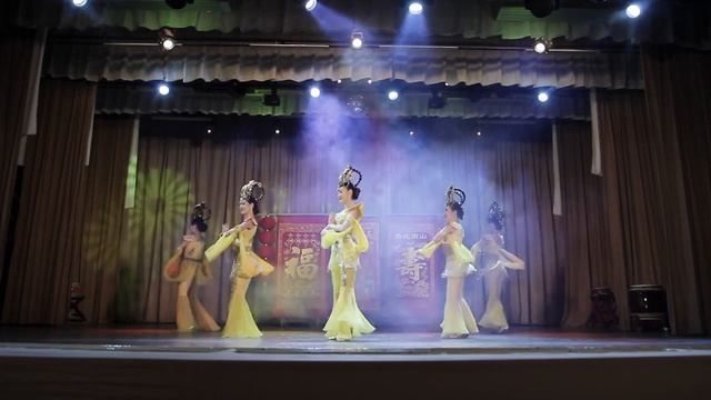 Китайское танцевальное шоу. Китайский танец "Летающие феи"