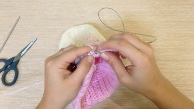 Как связать ушки для детской шапки. Двойные ушки, завязки #ушки #шапка #завязки