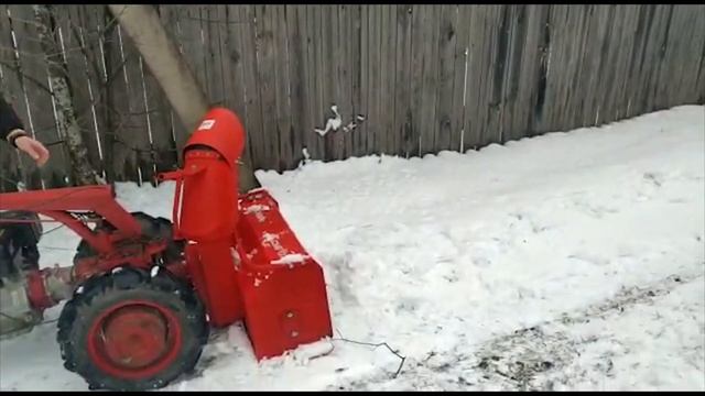 Обзор навесного снегоуборщика Пахарь  к мотоблоку МТЗ.