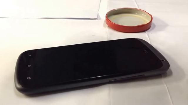 Повторно наклеить защитную пленку на телефон. Метод 100% без пузырей. HTC ONE S.