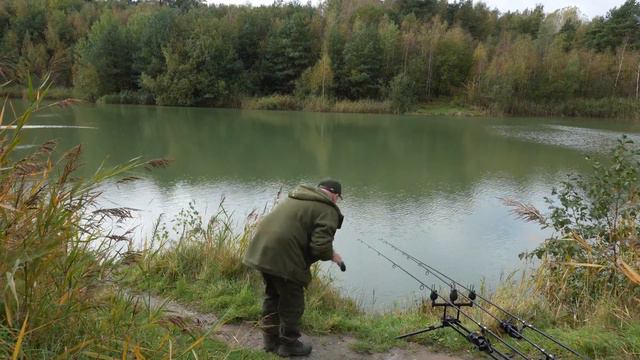 ПЕРВЫЙ ОПЫТ С ПРИКОРМОЧНЫМ КОРАБЛИКОМ Boatman Actor V4