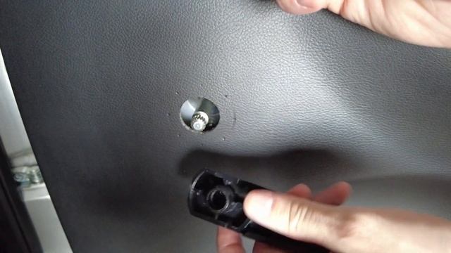 Niva Travel 2021. Правильная шумоизоляция дверей. Убирайте штатную вибру пока не СГНИЛИ ДВЕРИ.