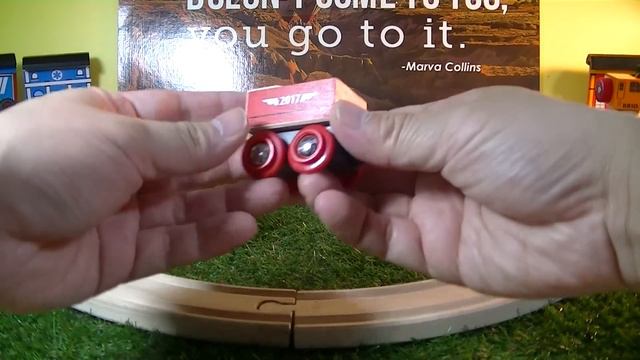 BRIO World: unpack Brio 33800 Special Edition 2017 Train (03868 multi)