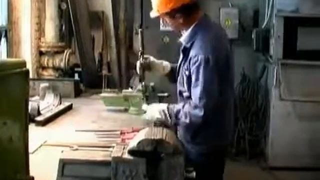 Видео инструкция по охране труда при работе с ручным слесарным инструментом