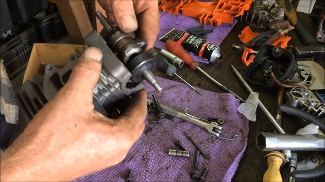 Бензопила Husqvarna 236 замена поршневой!