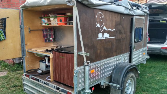 Прицеп дом для путешествий из бортового МЗСА своими руками