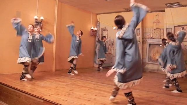 Корякский танец "Чайки". Этническая музыка. ДШИ №6 6 класс.
