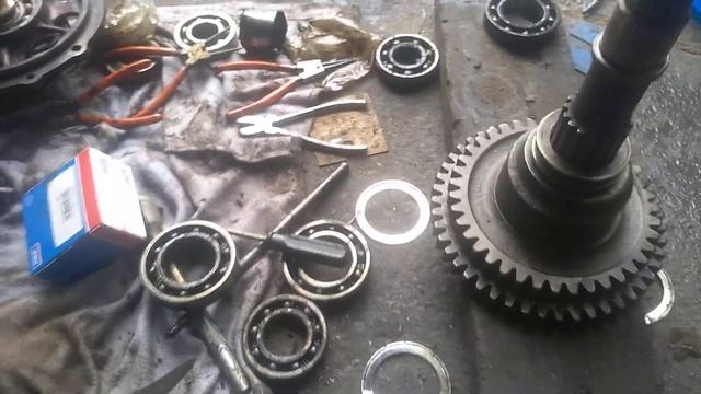Замена подшипников и шестеренок КПП и промежутки МТЗ82