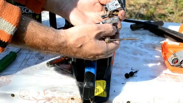 Регулировка карбюратора  бензопилы (Урал 2 т электрон и Китайского производства).