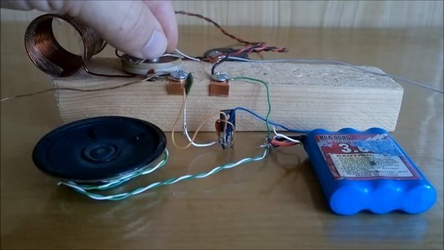 ?  ДЕТЕКТОРНЫЙ ПРИЕМНИК   Детекторное радио + самодельный усилитель.