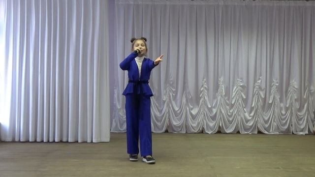 Муз. и сл.Е.Комар "Россия" исполняет Безрукова Александра "ДШИ №4" г. Балаково Саратовская область