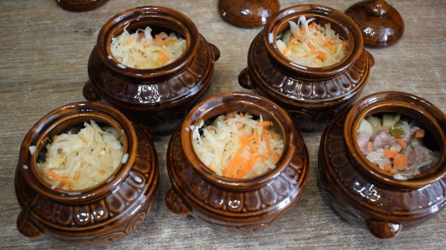 Мясо в Горшочках с Картошкой в духовке пошаговый рецепт