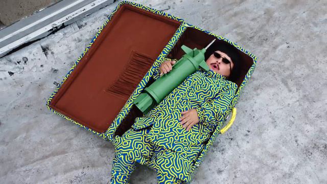Oliver Tree - With You [Music Video].