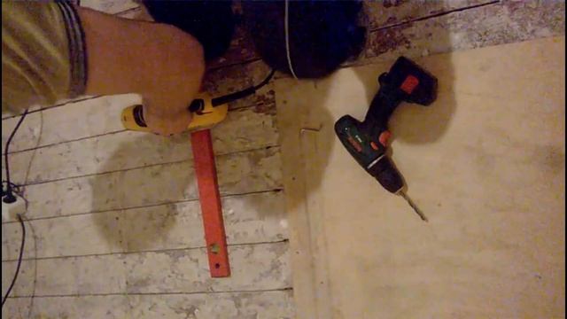 Как устранить скрип деревянных полов, фанера, линолеум