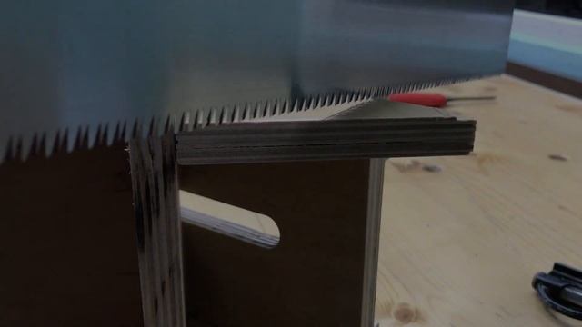 Devices for dovetail.