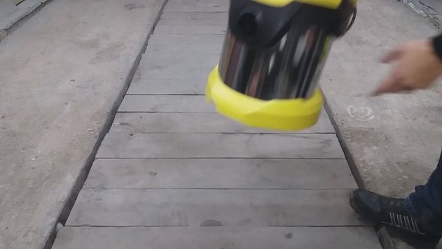 Пылесос KARCHER и шланг Mirka