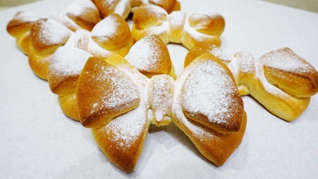 Булочки бантики к чаю.