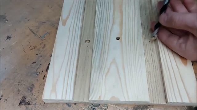 Wood clock with wood accents | Деревянные часы с вставками дерева