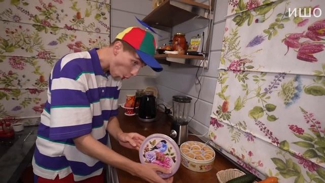 Муд Влад А4 демотиватор (Типы Бабушек и Дедушек)