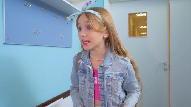 КАМИЛЬ и МИЛАНА НОВЫЕ ПРАВИЛА В ОТНОШЕНИЯХ!!! МАЛЬЧИКИ ПРОТИВ ЙОГИ! РАЗБОРКИ В КАМПУСЕ!